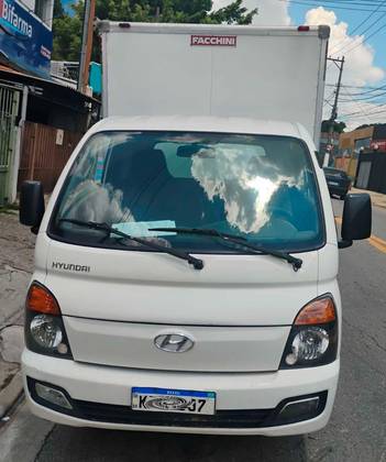 HYUNDAI HR 2.5 LONGO SEM CAÇAMBA 4X2 16V 130CV TURBO INTERCOOLER DIESEL 2P MANUAL